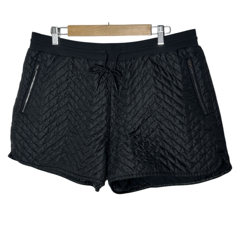 Athleta Apres Ski Quilted Shorts Women's Size 16 Black Zipper Pocket Elastic